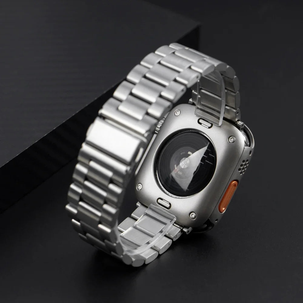 Elegant Stainless Steel Bracelet Band with Protective Case for Apple Watch