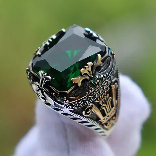 Inlaid Red Emerald Men's Ring