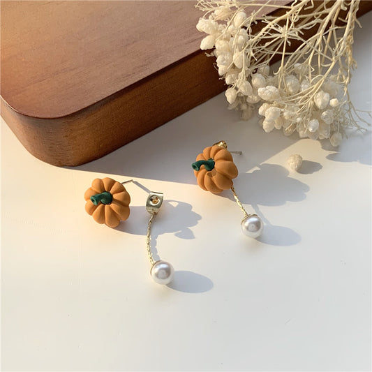Small Pumpkin Pearl and Gold Boutique Ear Clips